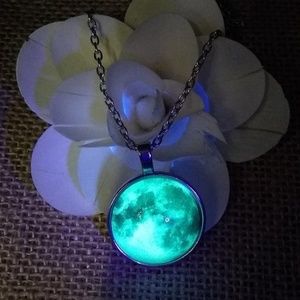 Glowing Planet Space Pendant Necklace